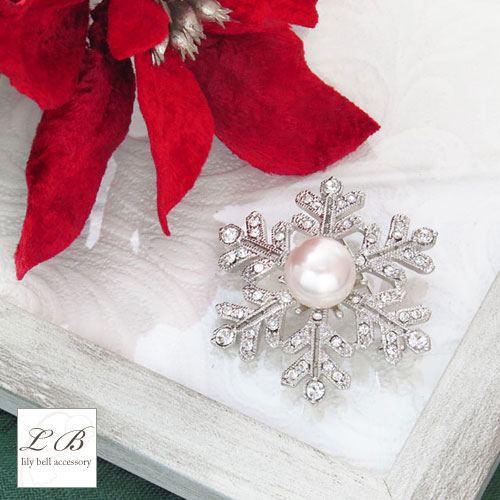 楽天市場】ブローチ/(雪の結晶ミニ)ミニ 雪の結晶 ビジュー スノー