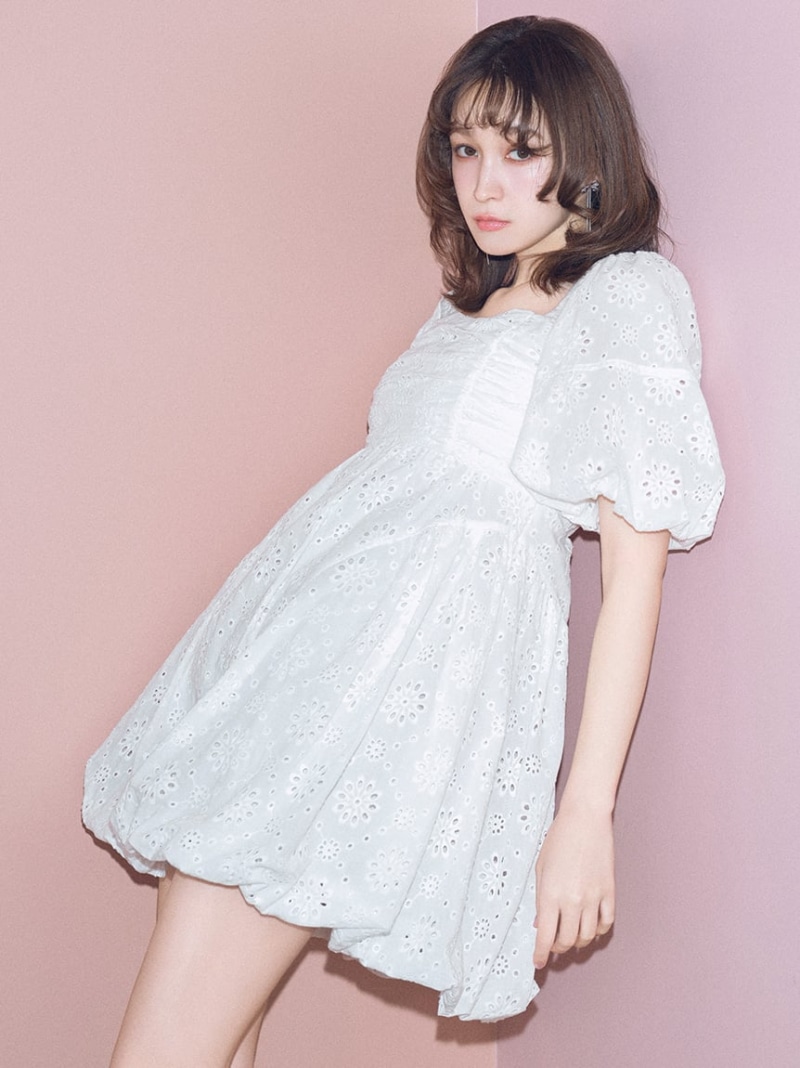 バブルヘムストレッチミニワンピース LILY BROWN｜バブルヘムストレッチミニワンピース | Rakuten