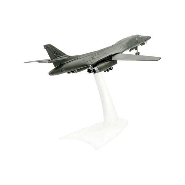 喫茶店のリビングお座敷とテレビ受像機押し入れ用の 1/200 規模の亜米利加 B-1B 砲撃機アロイ飛行機