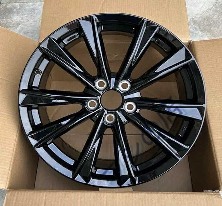18 インチホイール レクサス ES・NX・RX 対応 純正交換用 18x8J PCD5&times;114.3mm 4 本セット｜LiMerry
