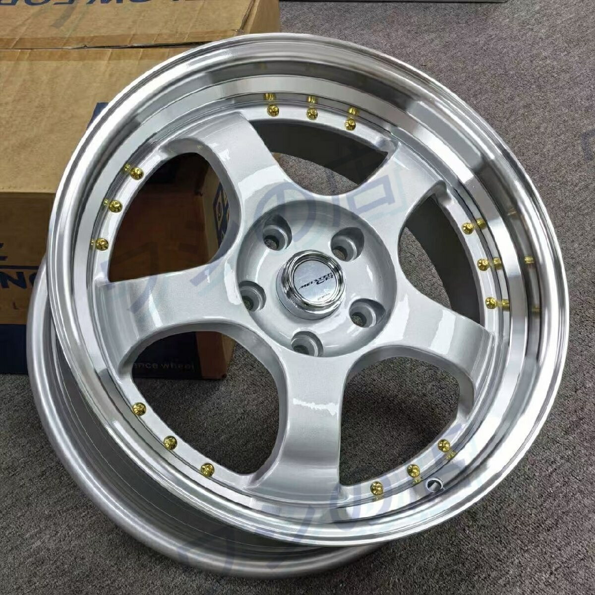17 インチ 7.5J 5H114.3 ET38 ハブ 73.1 アルミホイール 4 本セット ハブリング付属 シビック カローラ プリウス アクセラ 流用可｜LiMerry