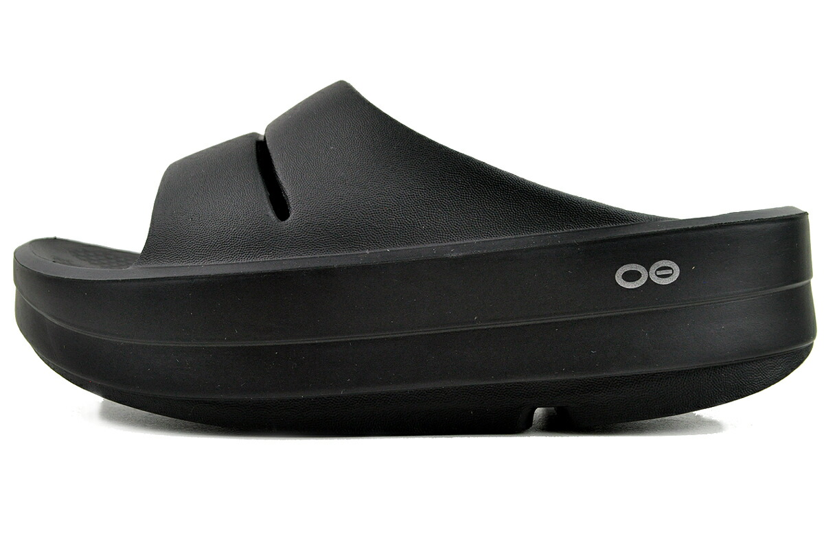 [ 尖んがりUP\u0026最大限度2000円OFFクーポン券 ] 【P10倍】OOFOS OOmega OOahh BLACK 2000730050232   ウーフォス ウーメガ ウーアー ウィメンズ 黒いこと リカバリーシューズ シャワー サンダル 厚底 SANDAL 座蒲団 気疲れ取り戻すこと 横すべり SLIDE レディース