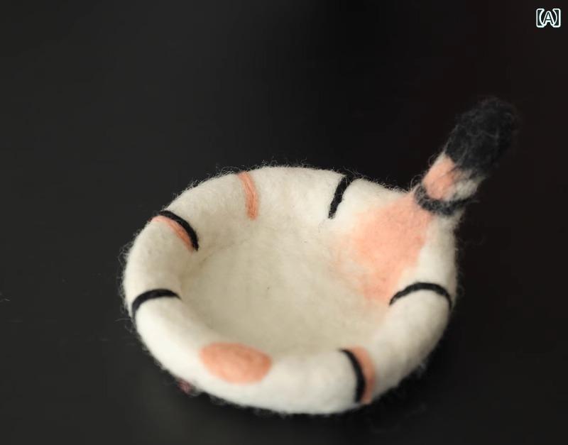 かわいい 子猫 ウール フェルト コースター 断熱 尻尾 かわいい ねこ キャット お茶受け おしゃれ ポップ アニマル もこもこ