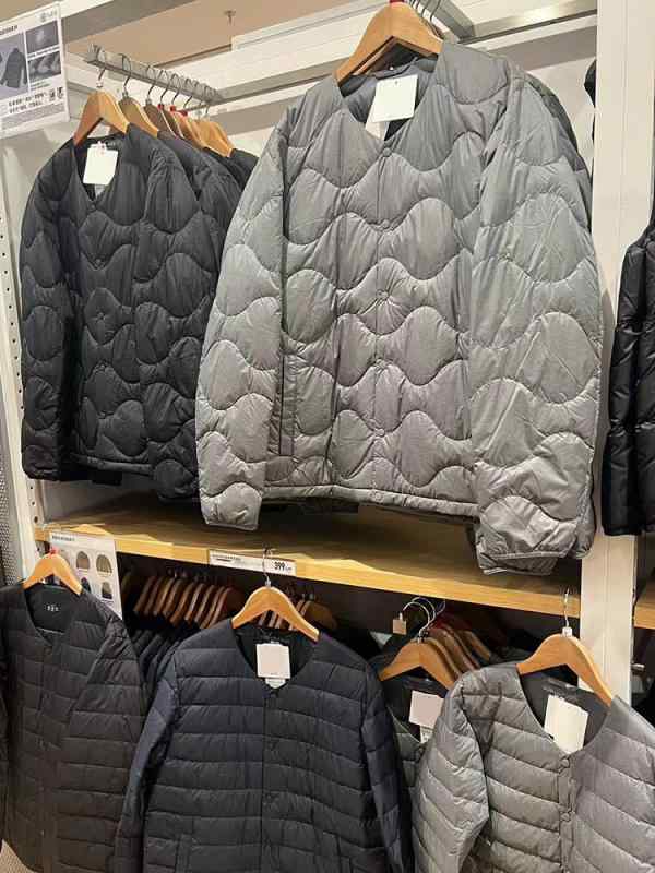 落ち込む上衣 メンズ 成人男性用 ともし火落ち込む 軽さ 持ちはこび能力のある 防寒 薄墨色 黒 冬