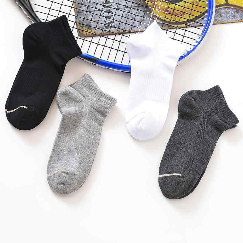 靴下 メンズ 男性用 綿 短い スポーツ 通気性 吸汗 防臭 紳士 オールシーズン 黒 白 グレー(x3)
