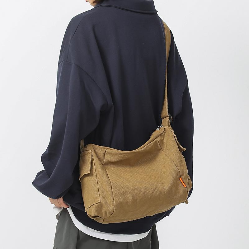 楽天市場】大容量 メッセンジャーバッグ ベージュ【871】 ショルダー