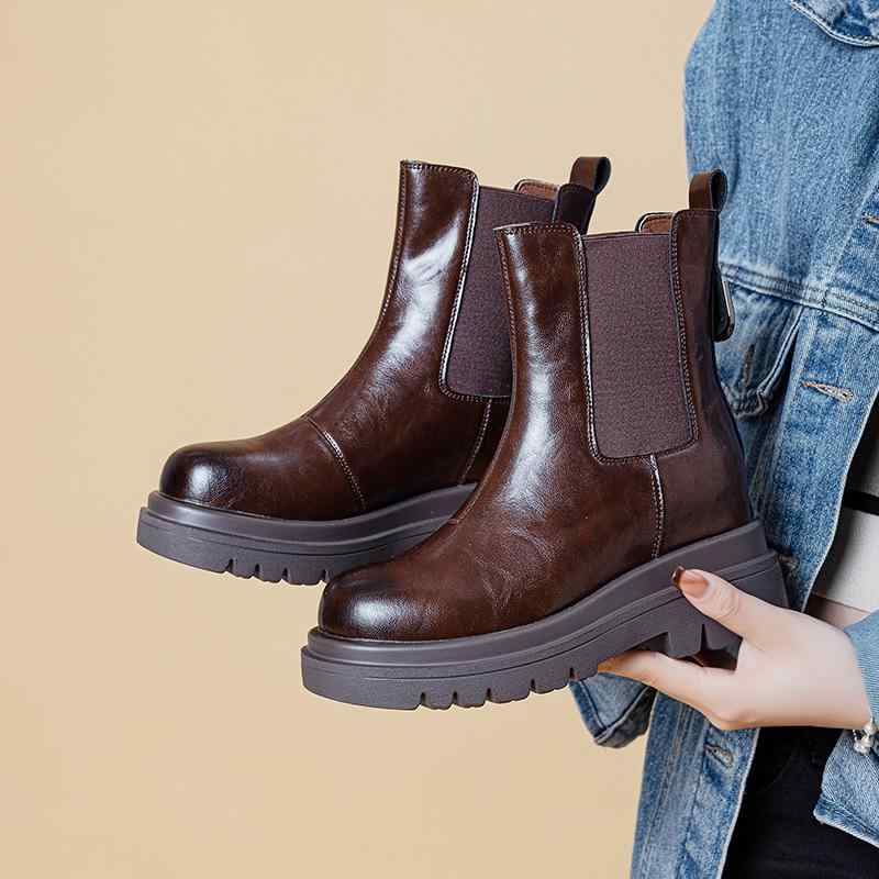 ブーツ レディース 女性用 ショートブーツ 革 レザー 厚底 チェルシーブーツ チャンキーヒール ラウンドトゥ 衝撃吸収 滑り止め 秋冬 黒 ブラック 茶色 ブラウン 4,682円