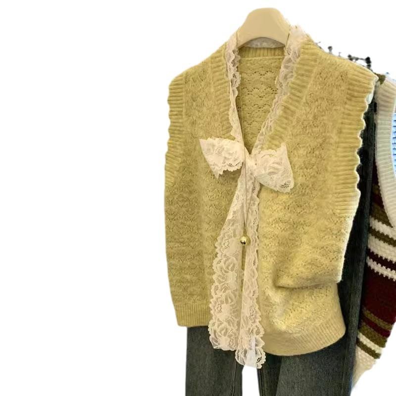 ニットベスト レディース チョッキ レース リボン 重ね着風 トップス 秋冬 女性用 かわいい 普段使い 私服 羽織もの 紫 グレー 黄色 カーキ ピンク