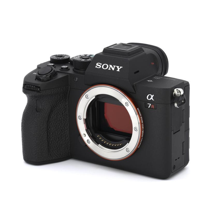 【中古】SONY(ソニー) フルサイズミラーレス一眼 黒いこと α7RM4 上半身 ILCE-7RM4