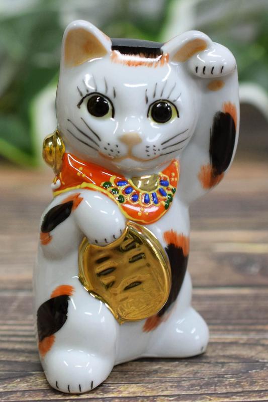 和座の蔵 左手 招き猫 九谷焼 踊る招き猫 三毛 風水 置物 開店祝い プレゼント ギフト｜LINEAR shop