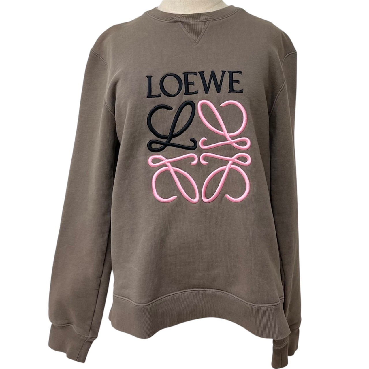 楽天市場】美品『ほぼ未使用』 LOEWE ロエベ ロゴ刺繍スウェット