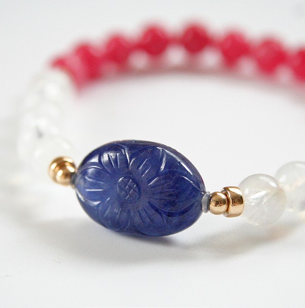 楽天市場】【再入荷】レインボー ムーンストーン ブレスレット