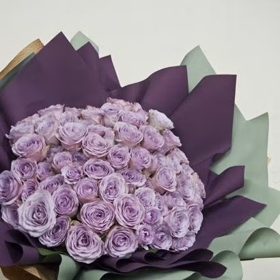 バラの花束77本 紫のバラの花束 紫薔薇 77本 喜寿のお祝いにおすすめ 薔薇 薔薇の花束 バラの花束 ギフト 喜寿 喜寿お祝いバラ バラ 誕生日 記念日 ばら 薔薇|花のギフト店 リンクフローリスト
