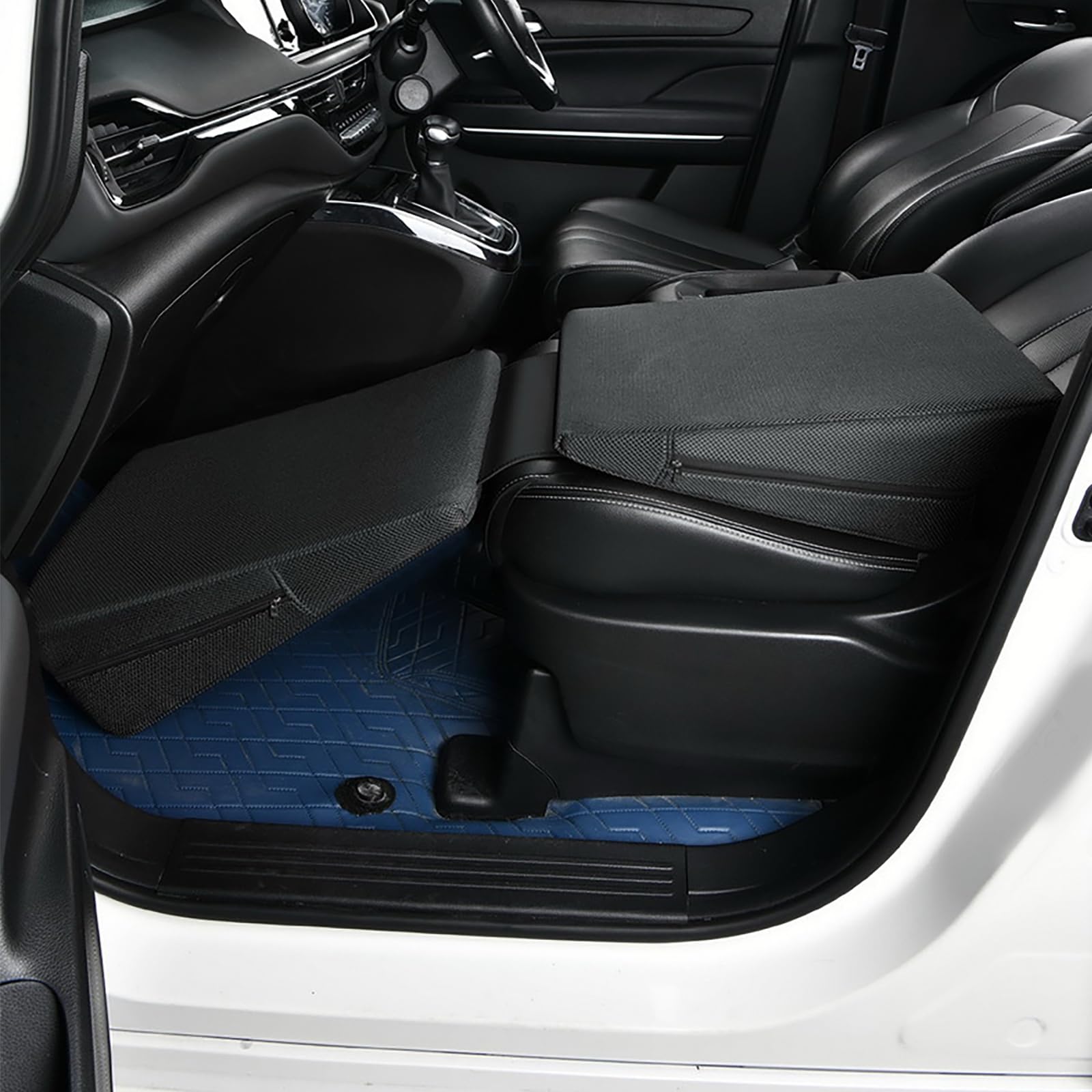 に適用レクサス?CT CT200h ZWA10型 平成23年1月-令和4年11月 車中泊マット 後排座席填平クッション 前低後高設計 通気性 高反発スポンジ素材で変形しません 非膨張式折りたたみ 車用ベッドマット 取り外し可能 お手入れ簡単(黒)