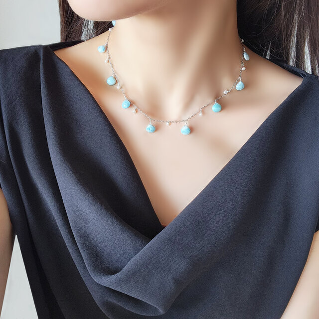 ラリマーと真珠のスライドチェーンビブネックレス・サージカルステンレス ~蒼海(そうかい)ゴールド 天然石 アクセサリー モード サージカルステンレス SUS316L スライドネックレス ストーン シンプル 青 ハンドメイド プレゼント ギフト 結婚式 誕生日 母の日|Lipattijewelry