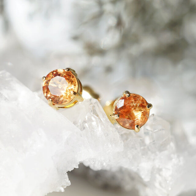 楽天市場】リビアングラス ピアス 天然石 1粒ジュエリー 左右ペア