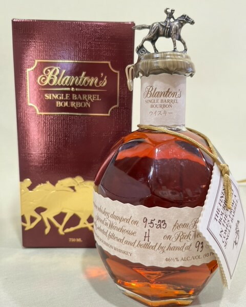 ブラントン　シングルバレル（箱無し袋無し）　46.5%750ml Amazon.co.jp: ブラントン シングルバレルバーボン 750ml : 食品
