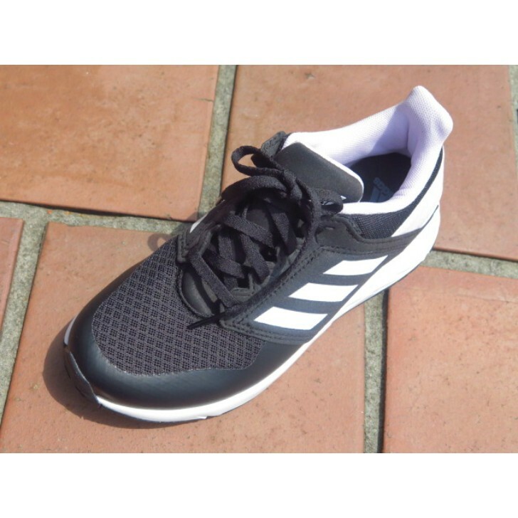 楽天市場 Adidas アディダス Forta Faito K Fy7213ブラック パープル アディダス 子供靴 スニーカーレースアップ 運動靴 紐 ランニングシューズファイト 通学 体育 女の子 ガールズ Lise