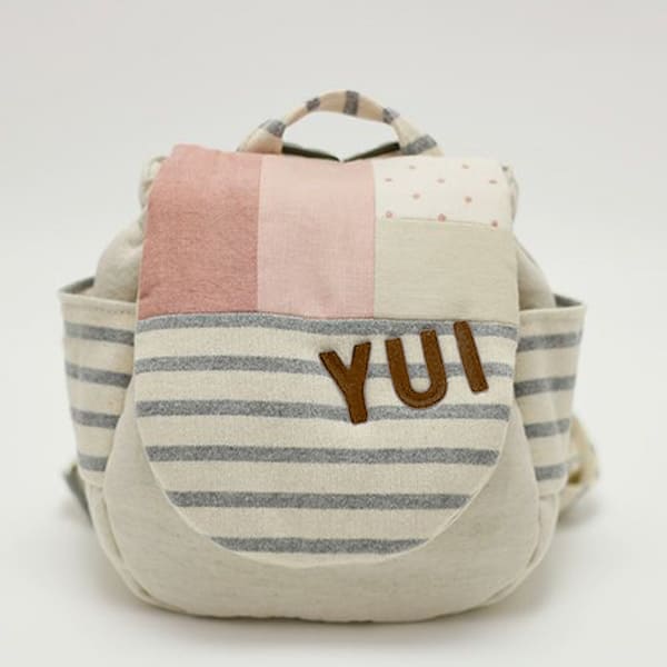 新品 正規品 名入れ無料 出産祝い 1歳誕生日 ベビーリュック Teshigoto 手しごと シリーズメモリアルボックス 入り 男の子 女の子 内祝い プレゼント お祝い 誕生日祝い かわいい 名入れ 名前入り 一歳 1歳 リシュマム おしゃれ Qdtek Vn