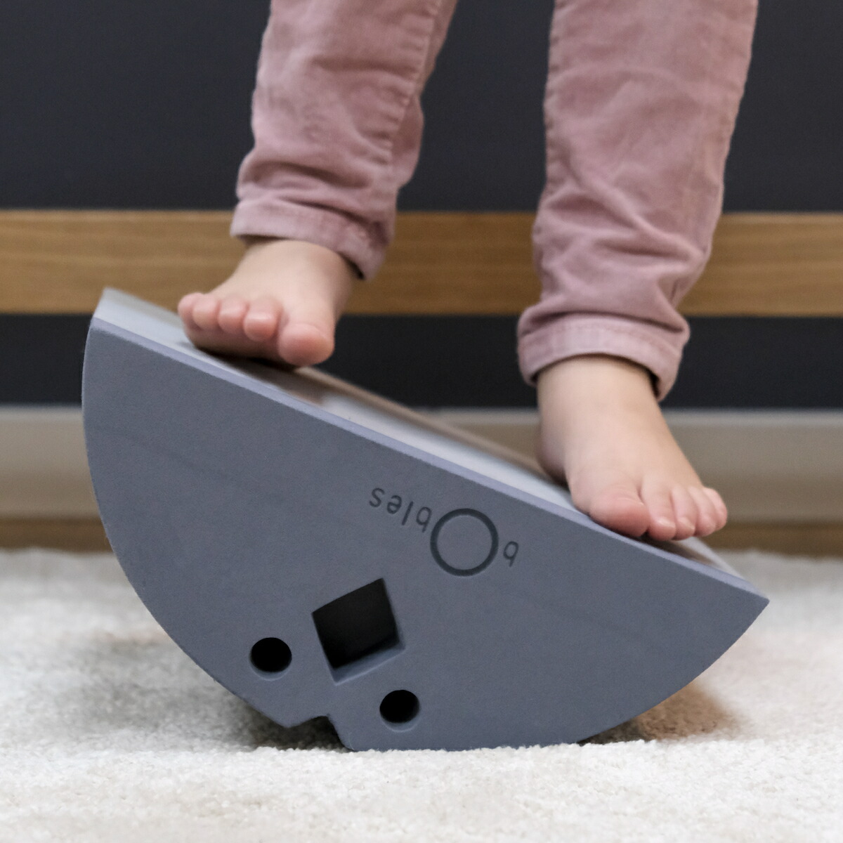 楽天市場】＼全商品15倍以上！／ボーネルンド ボブルス チキン 室内