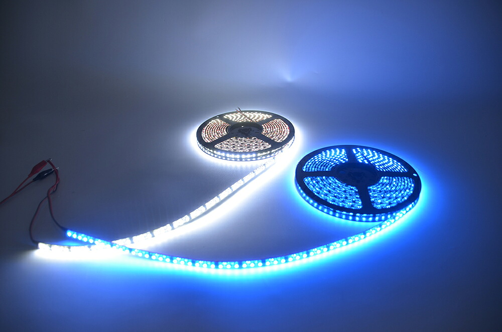 【楽天市場】LEDテープライト12V 防水 黒ベース 5m 600連SMD 正面発光 12V オリジナル LED ブルー ホワイト両端子 ...
