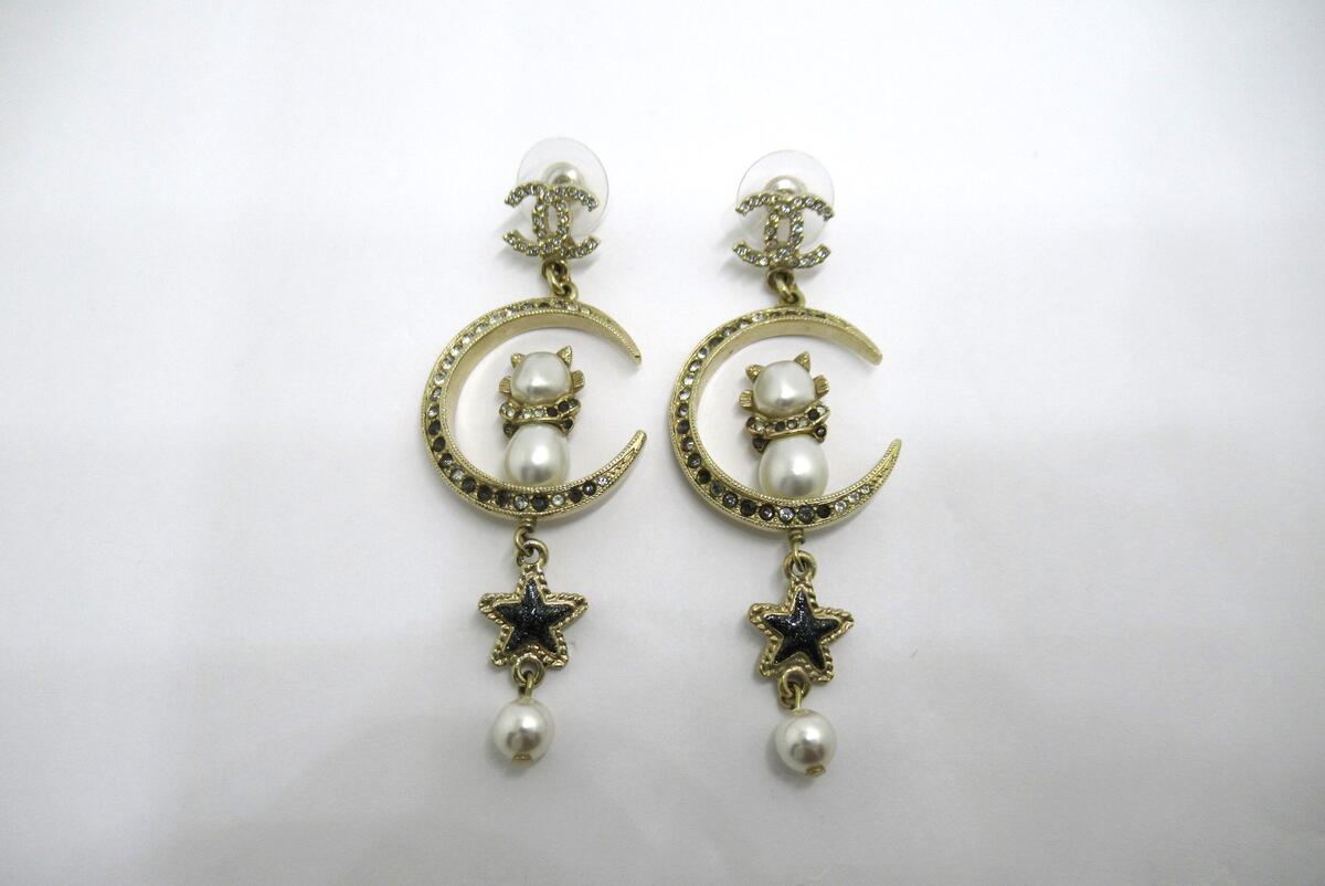 CHANEL 星型ピアス 金メッキ シャネル(CHANEL)シャネル ピアス 星 B24C ピアス ジュエリー