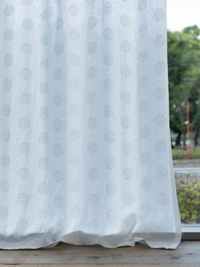 ナツソビク 麻の覆い布 木目細か 表現スタイル ハナグルマ01しろ