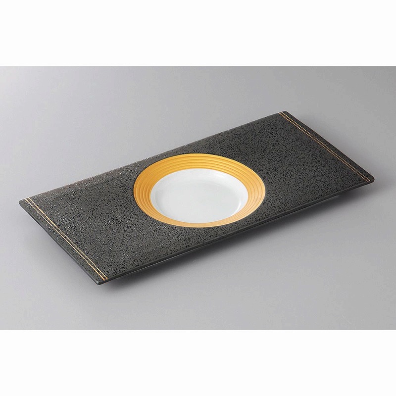 幸兵衛窯 金彩白釉魚紋皿 金色の魚の装飾の陶器皿　5枚セット 幸兵衛窯 金彩白釉魚紋皿 金色の魚の装飾の陶器皿 5