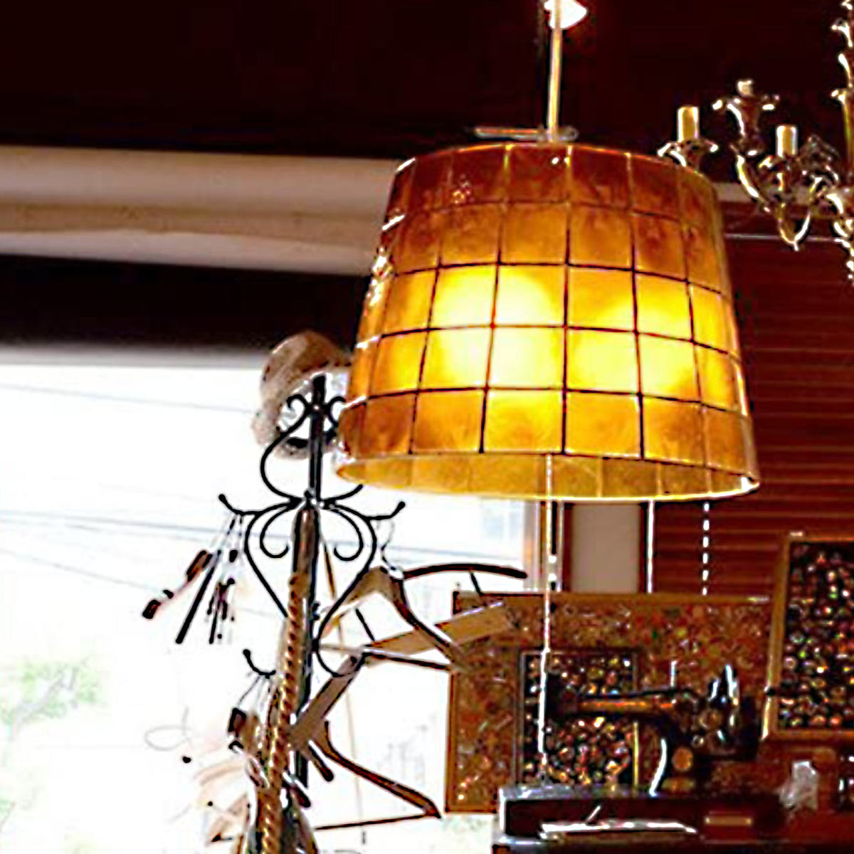 Livingut Pendant Light Nordic Lighting Lucerca Roxas Amber 3 Lights Pendant Light Nordic Lighting Lucerca Roxas Amber 3 Lights Antique Design Retro Natural Material Ceiling Led Bulb Compatible