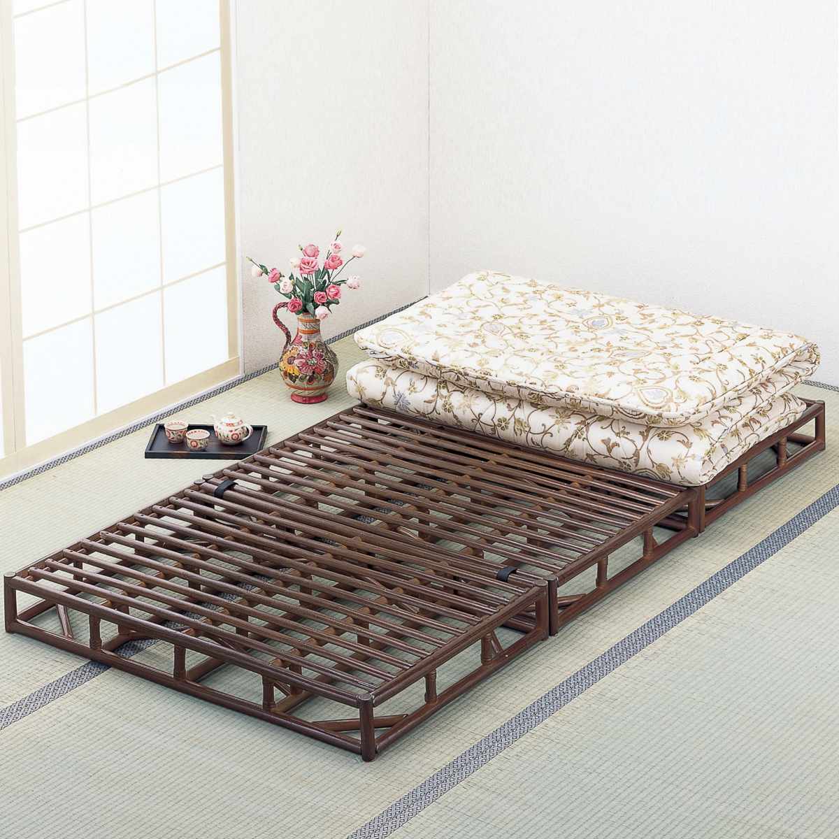 ラタン製 折りたたみベッド 籐 シングルベッド 折りたたみ式 ヘッドボード付き （ 家具