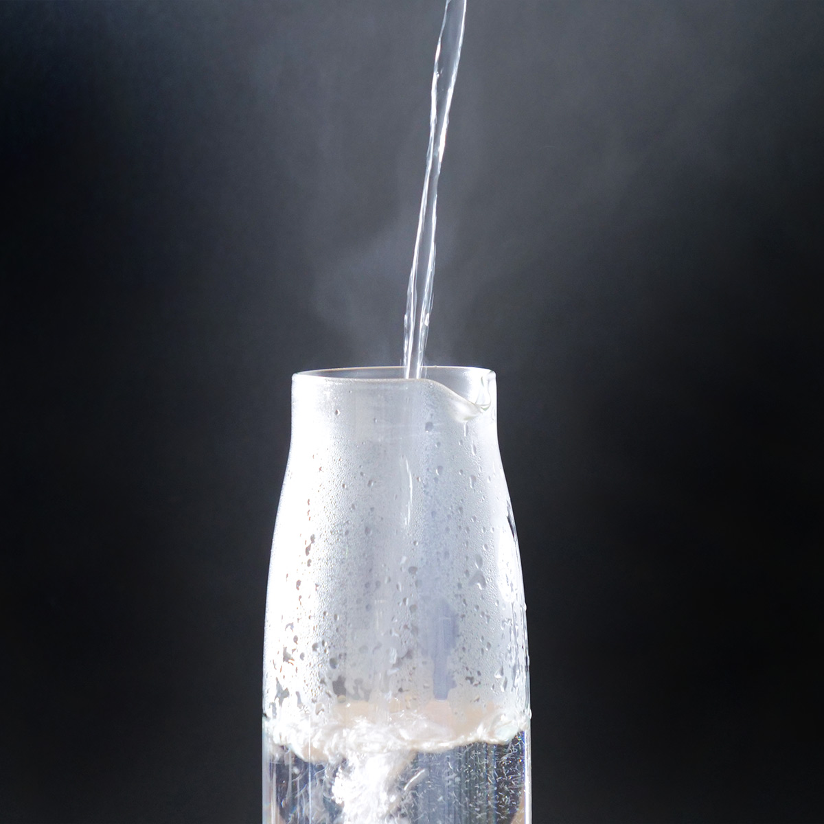 ピッチャー 冷水筒 麦茶ポット ガラス 耐熱 茶こし付き ウォーターカラフェ 1 1l 水差し 食洗機対応 Kinto 耐熱ガラス Unitea