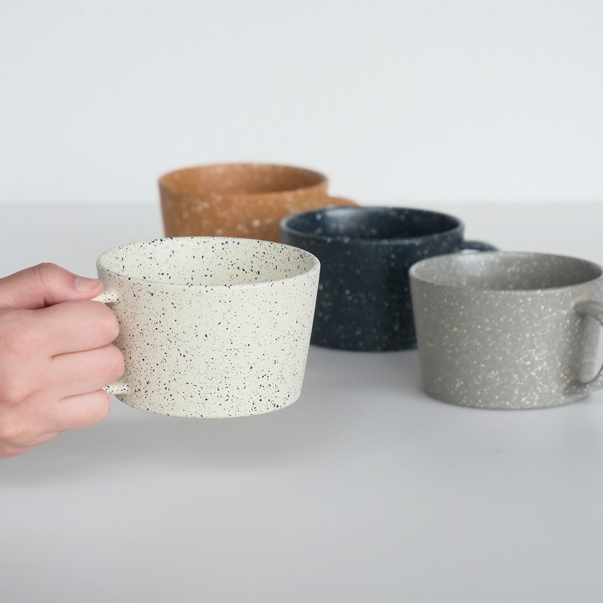 スープカップ 400ml Grano おしゃれ アウトドア サラダ サラダボウル スープ スープマグ プラスチック プラスチック製 ポタージュ 割れにくい 子ども 持ち運び 日本製 軽い 電子レンジ対応 食洗機対応 休日 Grano