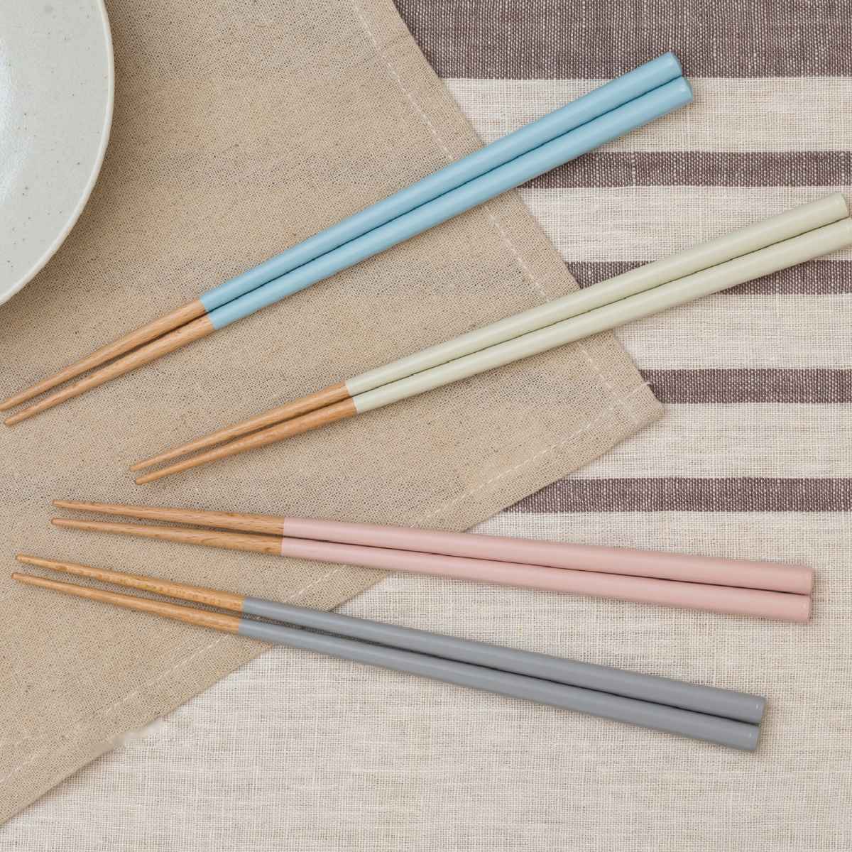 【楽天市場】箸 23cm スモーキーカラー 木製 （ 食洗機対応 お箸 はし おはし ハシ カトラリー 日本製 天然木 自宅用 プレゼント ...
