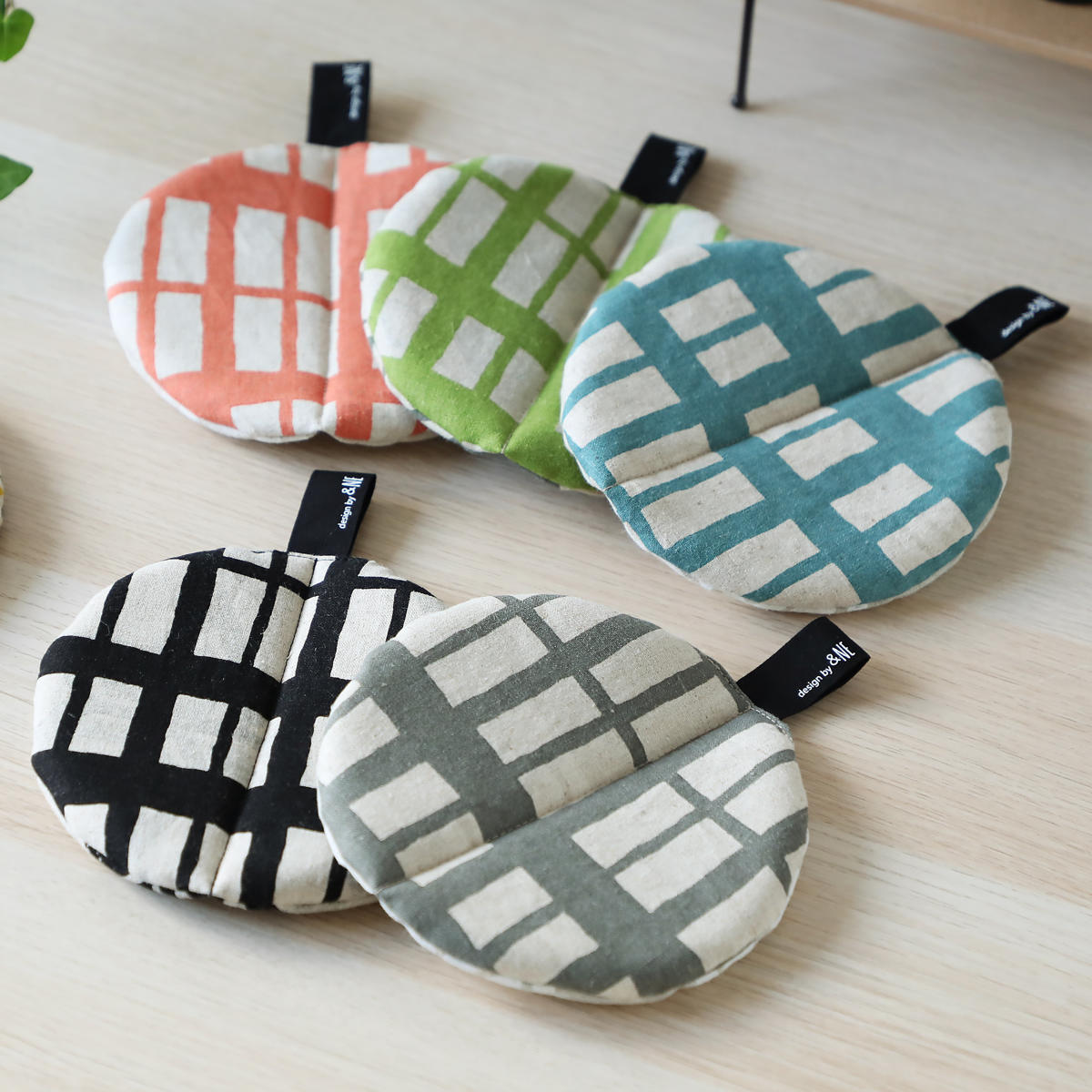 楽天市場】鍋敷き 綿 掴めるなべしき ひも付き （ タオル生地 左右兼用