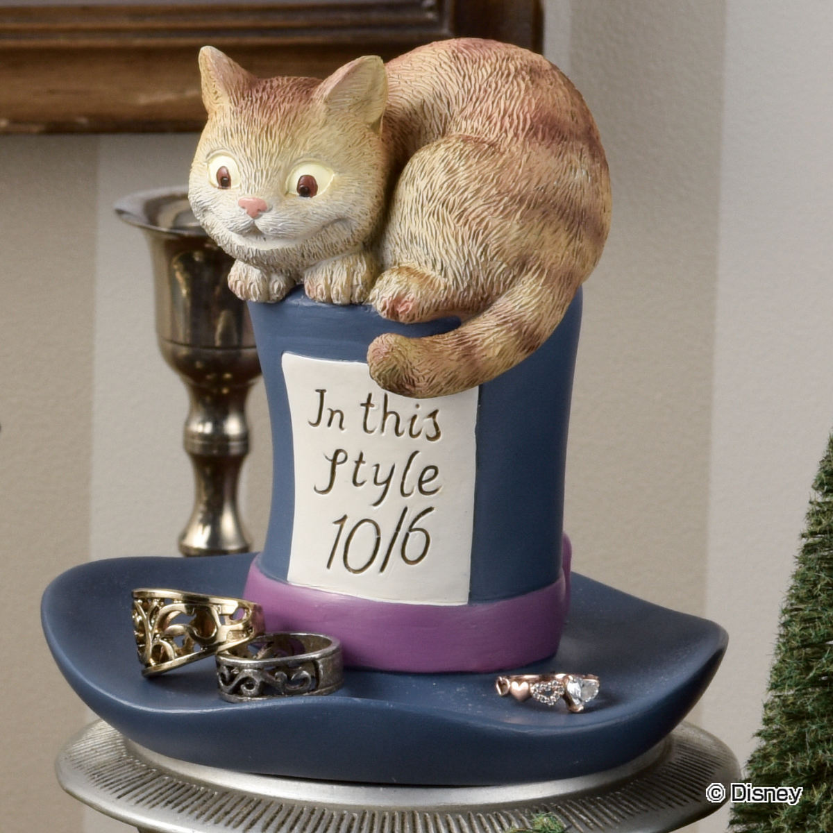 ディズニーショーケース エネスコ ( チェシャ猫 オンツリー ) Disney Traditions】チェシャ猫 オン ツリー | GUND, enesco