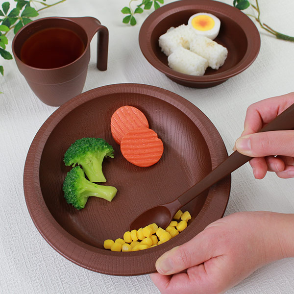 高級ブランド プレート 28cm すくいやすい 仕切り皿 ランチプレート 木製風 介護 食器 プラスチック製 日本製 食洗機対応 電子レンジ対応 深皿  仕切り プラスチック