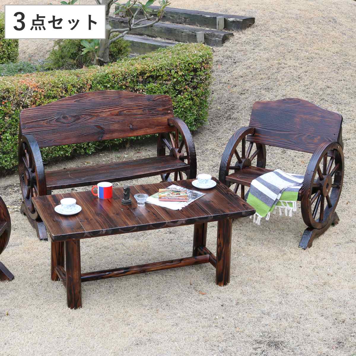 車輪ベンチ 大小 焼杉テーブル 3点セット （ テーブル ガーデンチェア ガーデン 庭 木 机 ベンチ 木製 セット 屋外 ウッドチェア ウッドテーブル バルコニー 天然木 杉 椅子 おしゃれ オブジェ ウッド ）