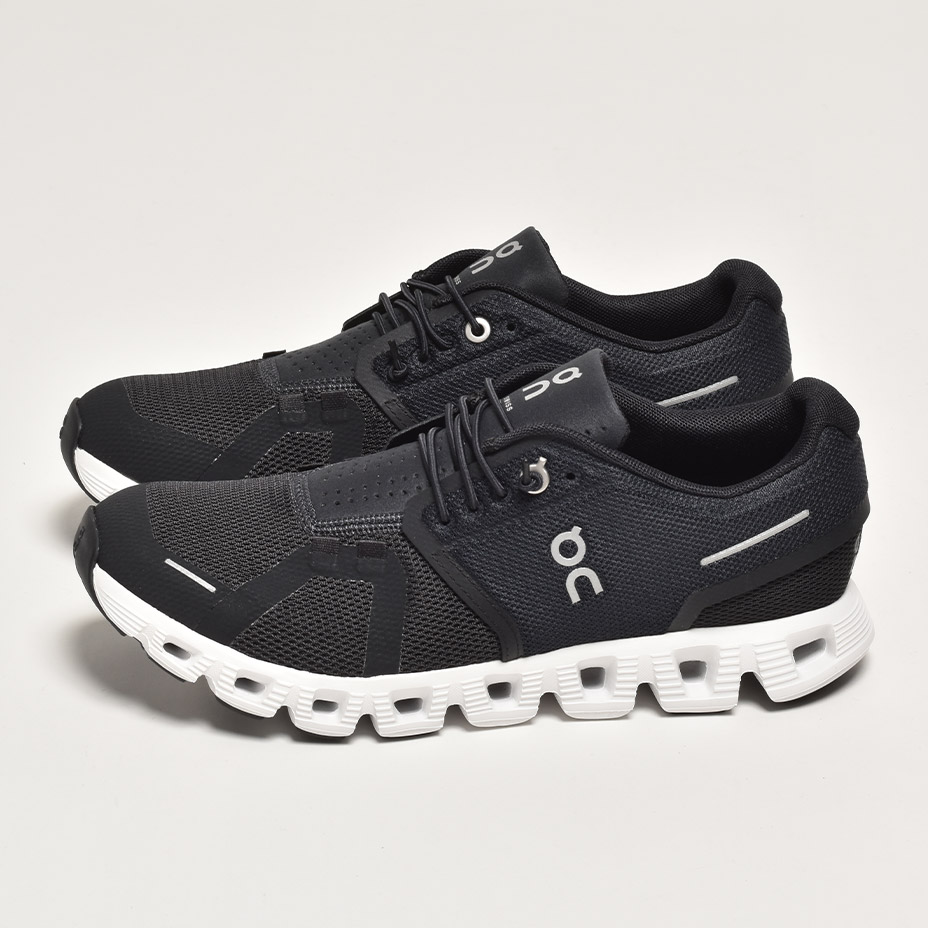 【新品未使用】ON CLOUD5(Black/White)