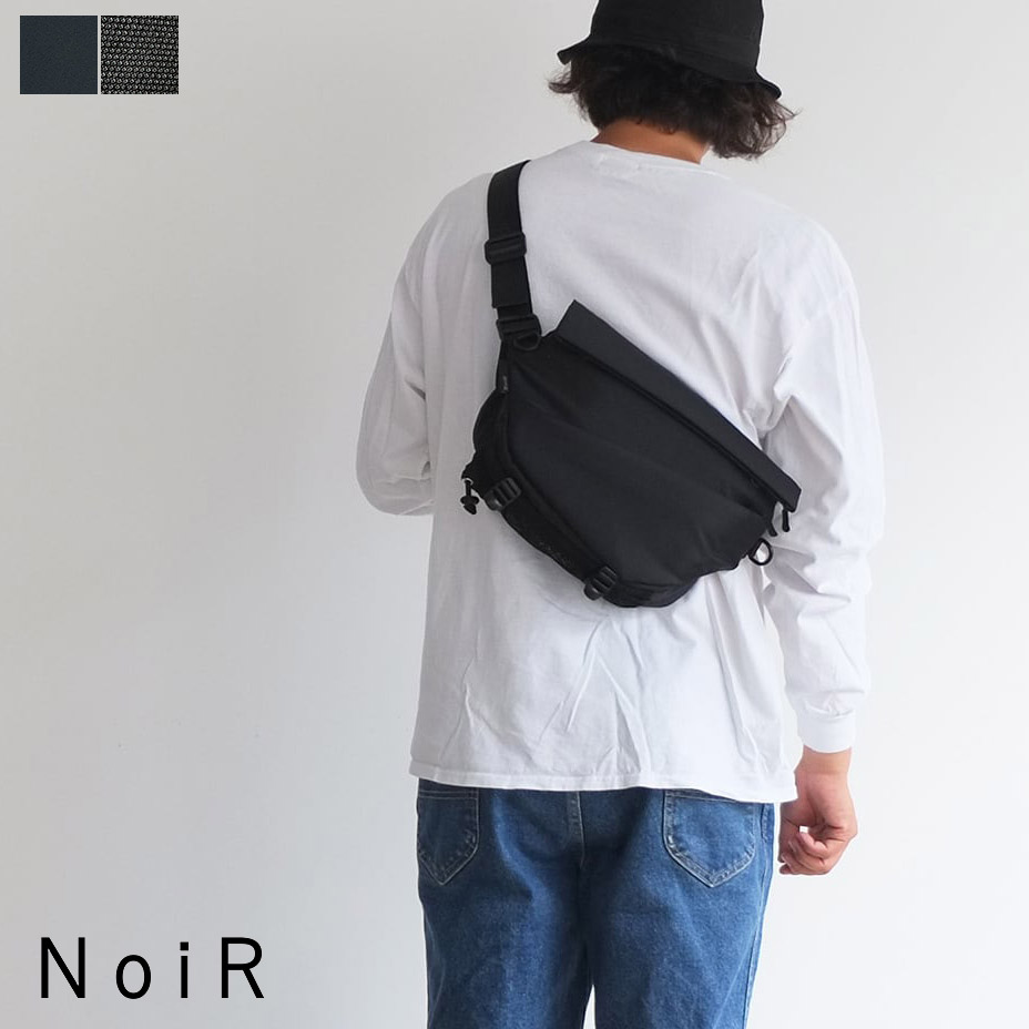 ショルダーバッグ メンズ レディース 斜めがけ 大人 斜めがけバッグ ブランド かっこいい 小さめ 上品 おしゃれ ファスナー付き マチ 広 無地 大容量 通勤 通学 メッセンジャーバッグ ボディバッグ ハーフロール ボトルホルダー付き ブラック 黒 バッグ 鞄 2026 冬 春 春夏