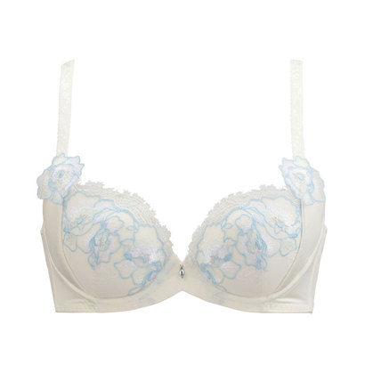 楽天市場 アウトレット Triumph トリンプ ジュエリング 天使のブラ