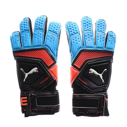 puma futsal gloves