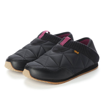 black sock tennis shoes