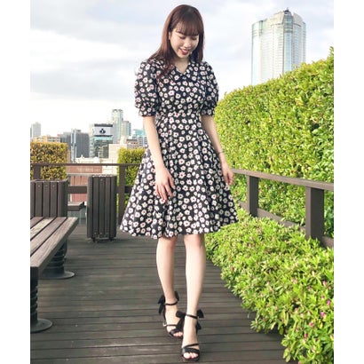 トランテアン ソン ドゥ モード 31 Sons De Mode 襟付き袖ボリューム花柄ワンピース クロ Highsoftsistemas Com Br