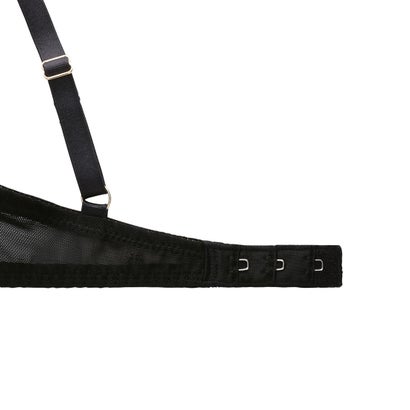 アモスタイルバイトリンプ Amo S Style By Triumph クラシカルレース プッシュアップブラ ブラショーツセット 1340 E Fカップ 返品不可商品 チェリーレッド Butlerchimneys Com