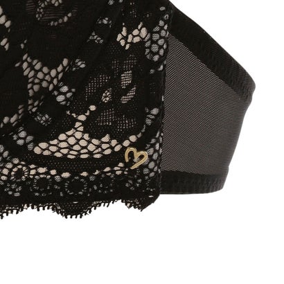 アモスタイルバイトリンプ Amo S Style By Triumph クラシカルレース プッシュアップブラ ブラショーツセット 1340 E Fカップ 返品不可商品 チェリーレッド Butlerchimneys Com