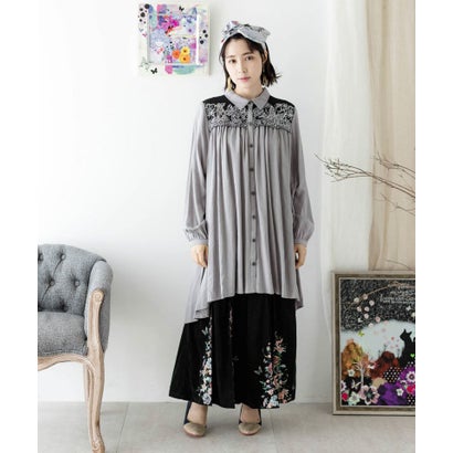 スカラー Scolar ヨーク盛りチョウ刺しゅうシャツワンピース カーキ Jimoto Univ Com