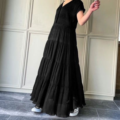ジュノア Junoah Vネックシャーリングプリーツティアードワンピース ブラック Cmsgranada Com