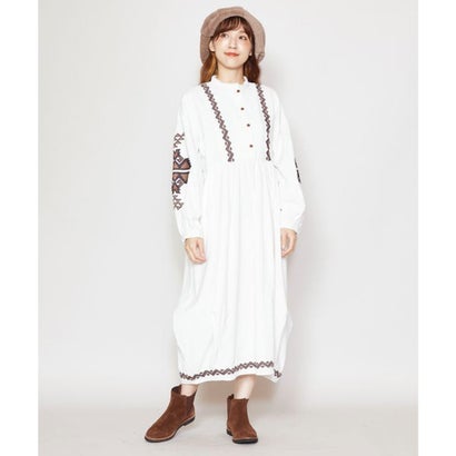 チャイハネ キリム柄刺繍コーデュロイバルーンワンピース ホワイト Lortodelpellegrino It
