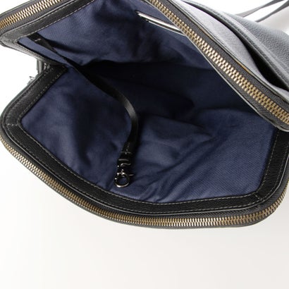 トゥミTUMISTRATTONCROSSBODY(BLACK)