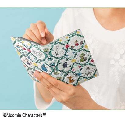 ムーミン MOOMIN ムーミン谷の仲間たち浅草文庫 牛革製スマホケース （ホワイト）